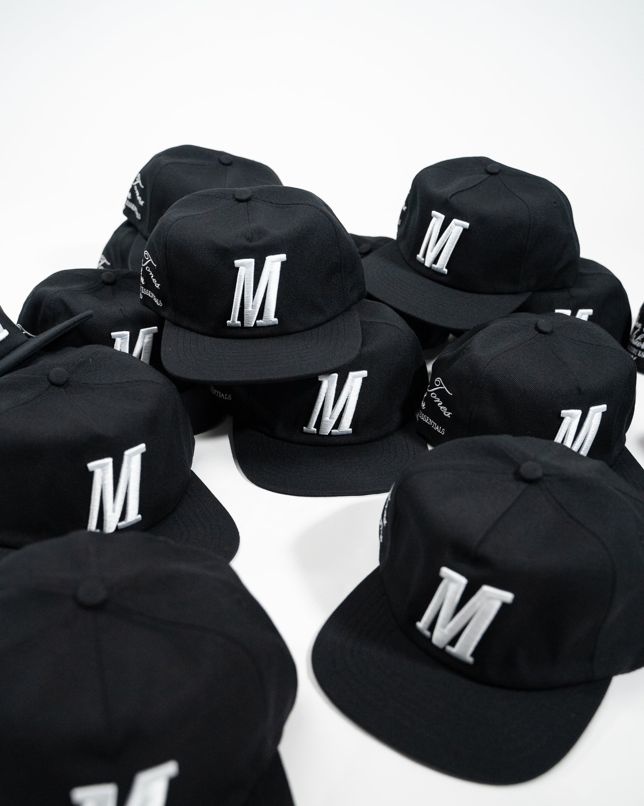 M WOOL CAP - JET BLACK