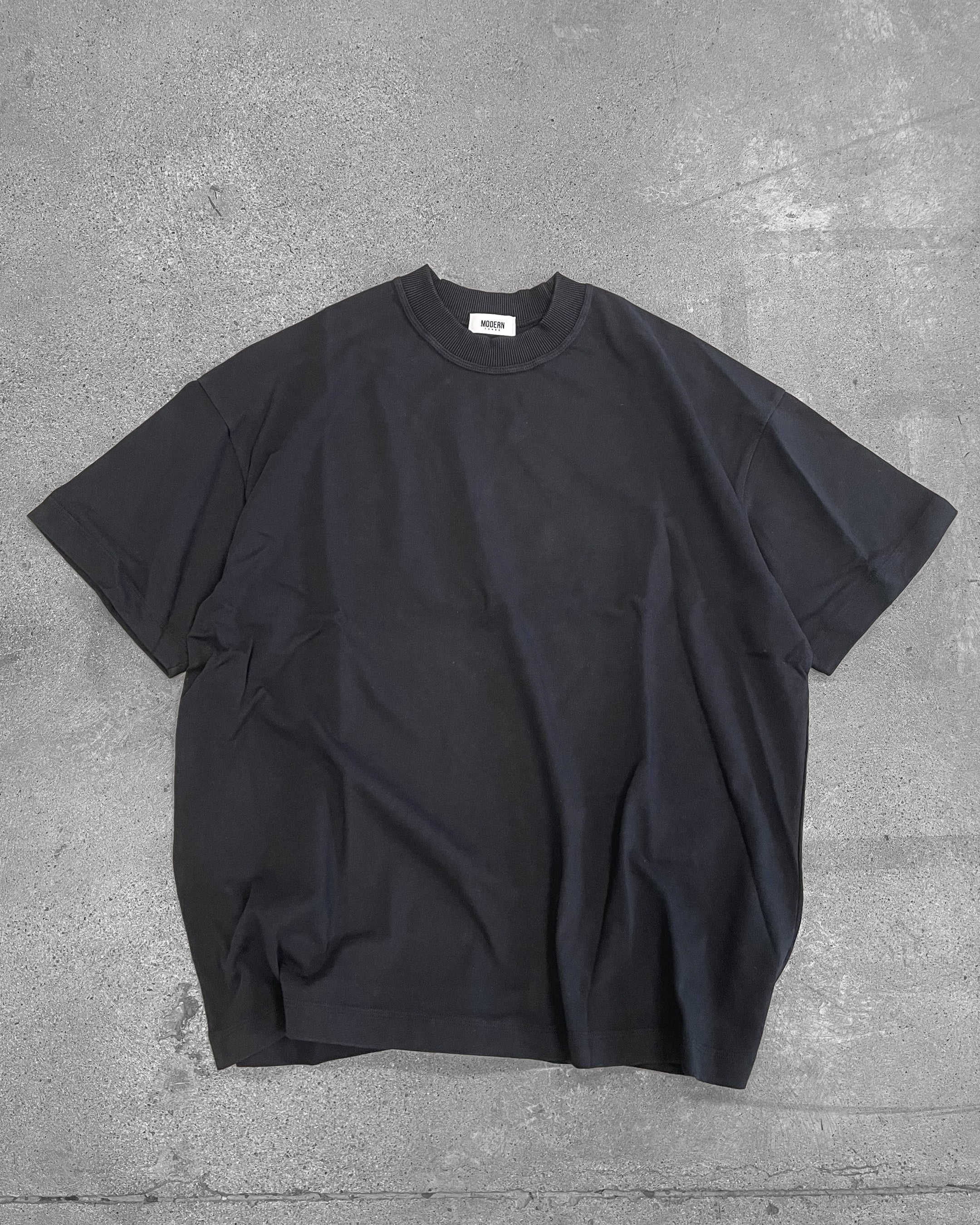 SIGNATURE T-SHIRT - JET BLACK