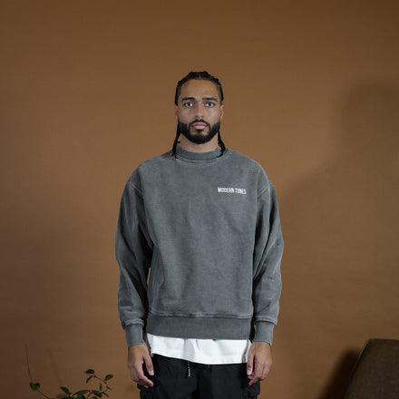 CREWNECK - WASHED BLACK